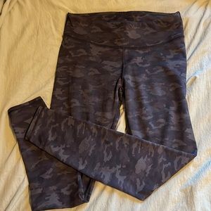 Fabletics camo 7/8 mid rise leggings